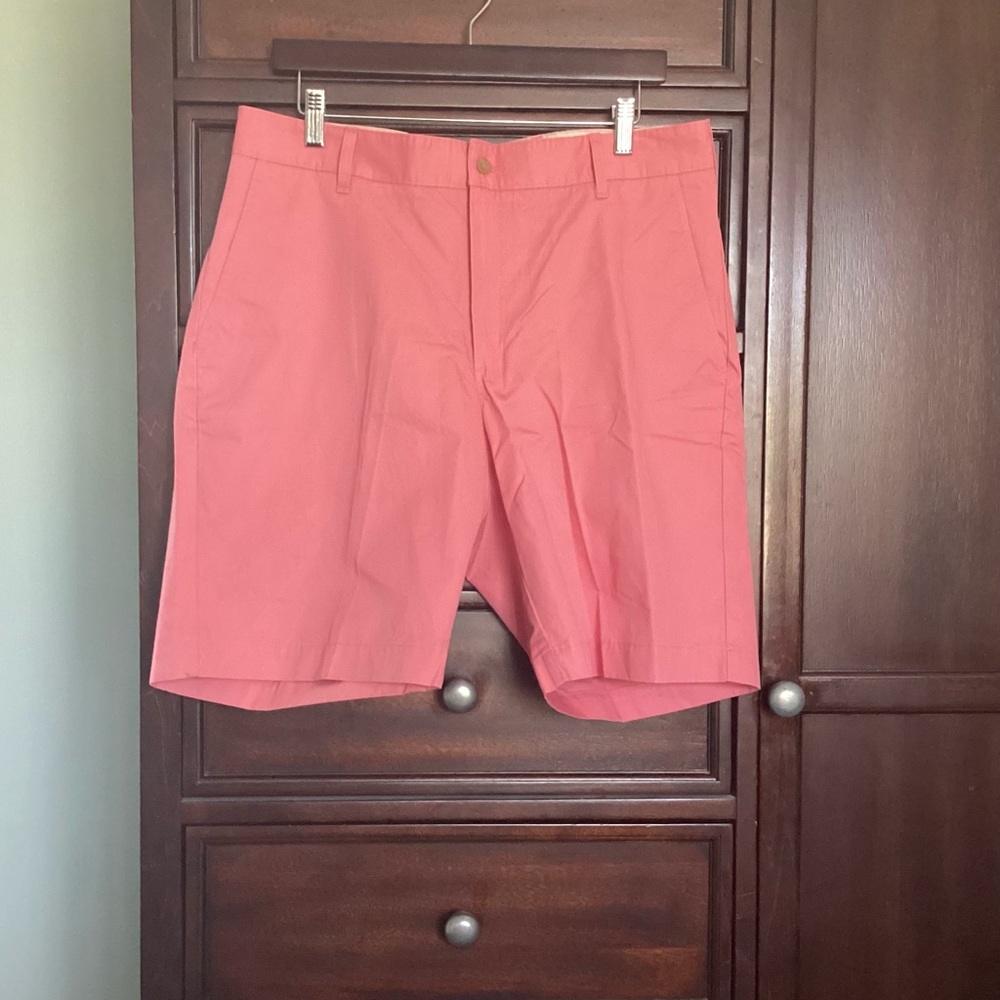 Bills Khakis Parker Flat Front Short Classic Fit size 34 Like New